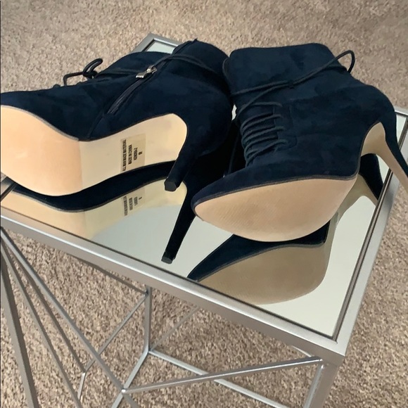 New Navy boots - Picture 3 of 6